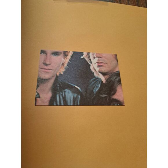 Vintage 1979 Raincloud Productions Queen Trading Card #47 Rock Band Memorabilia - Picture 2 of 2